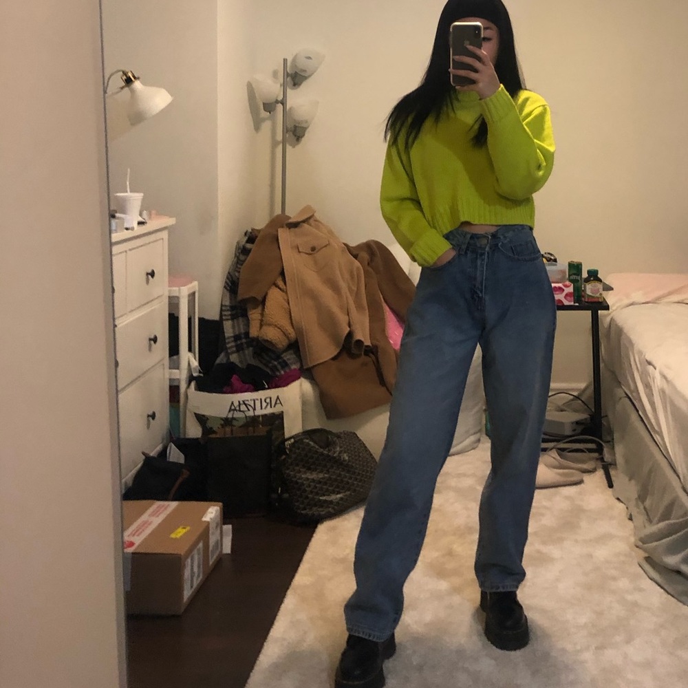 Aritzia Wilfred free heinen sweater